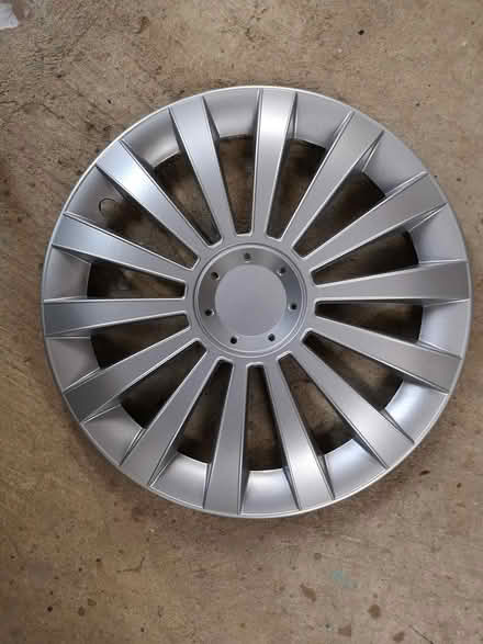Photo of free 15 inch wheel trims (Sutton-in-Ashfield, NG17 1JN) #2