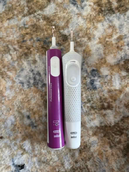 Photo of free electric toothbrush (Welland WR13) #1