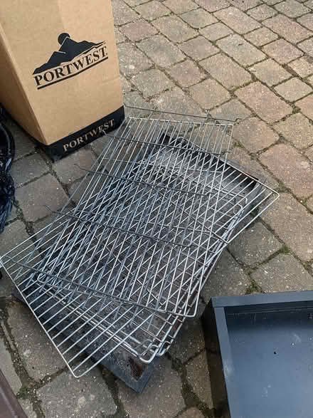 Photo of free BBQ trays and grills (Chelmsford CM2) #3