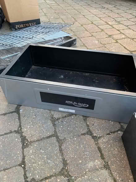 Photo of free BBQ trays and grills (Chelmsford CM2) #2