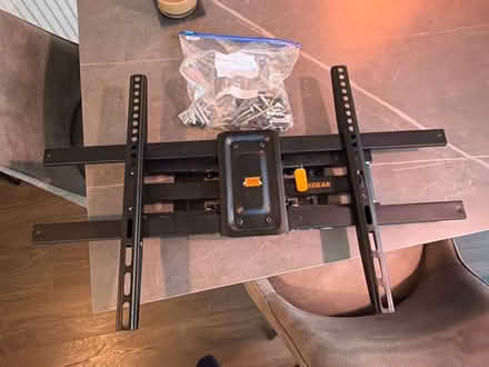 Photo of free Heavy duty tv wall bracket (TN39 Bexhill) #1