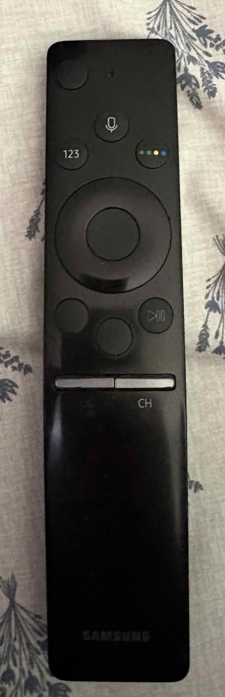 Photo of free Samsung TV remote (Mohegan Lake) #1