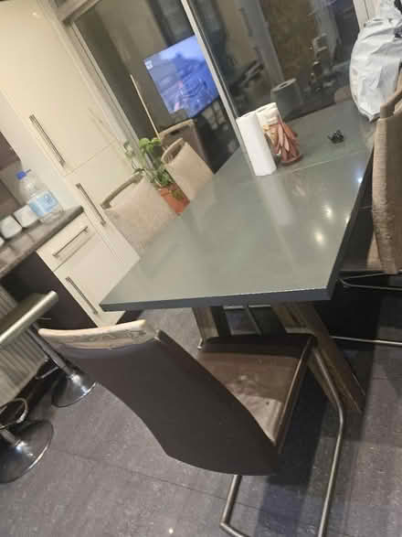 Photo of free Dineing table (TW3) #1