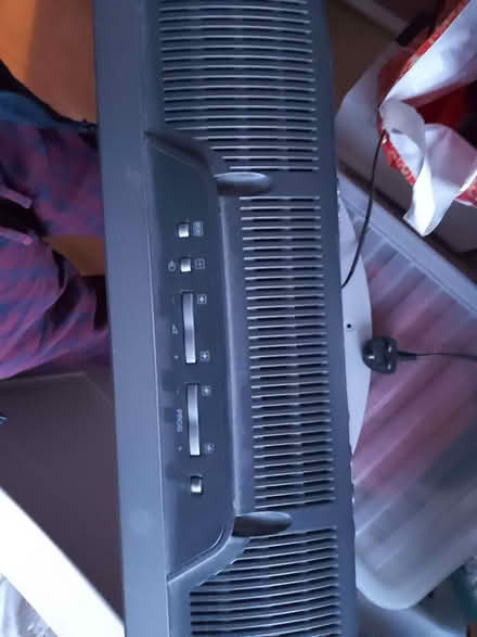 Photo of free Sony KDL-26U2000 TV 26" Diagonal Class Bravia LCD TV - 7 (Sainsburys GL52) #2