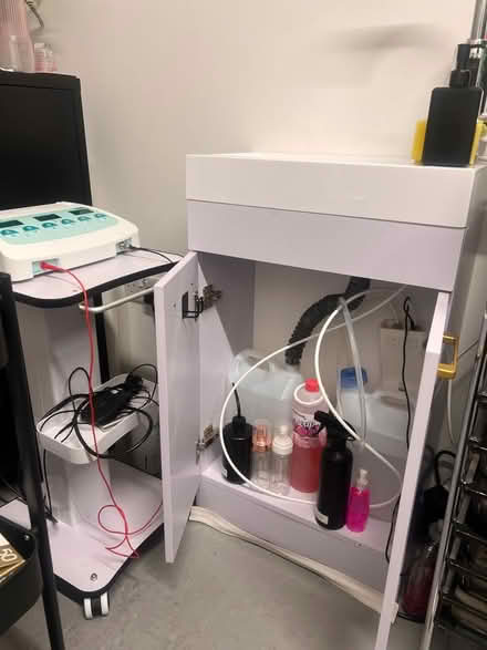 Photo of free Free standing sink unit (Deptford SE8) #2