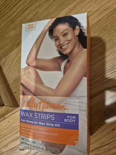 Photo of free Wax strip kit (20817) #1