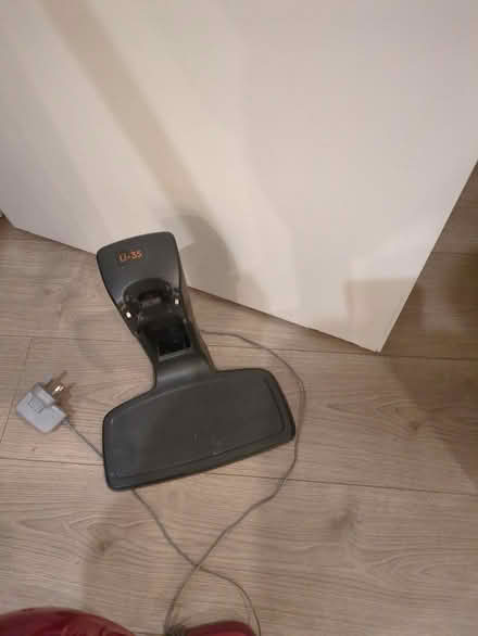 Photo of free Cordless vacuum cleaner (Sevenoaks) #3