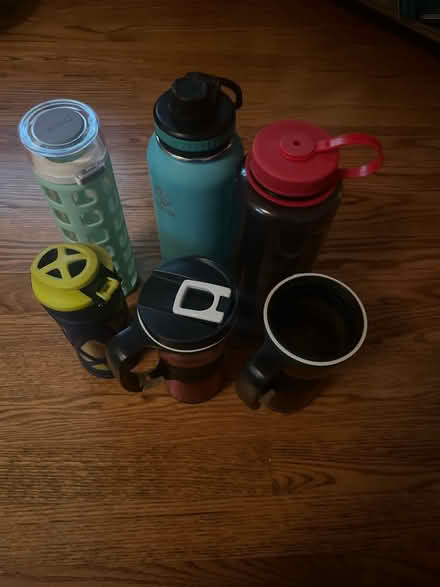 Photo of free Water bottles and travel mugs (Royal Oak, MI) #1