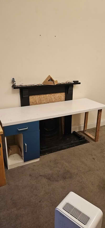 Photo of free Long work/crafting desk (Sidney Place, off McCurtain St) #1
