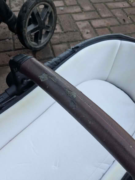 Photo of free Silver Cross pioneer pram travel system (Caversham RG4) #3