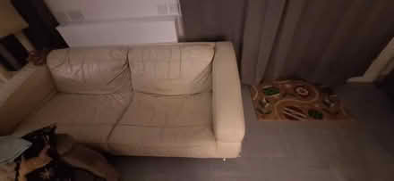Photo of free Sofa (Finchley N2) #4