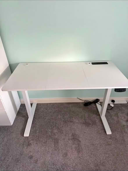 Photo of Chair and Desk for working (Oxley WV10) #3