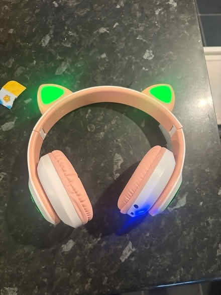 Photo of free Light up kids headphones (Gipton LS8) #1