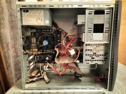 Photo of free Working PC without hard drive (Wollaton NG8) #2