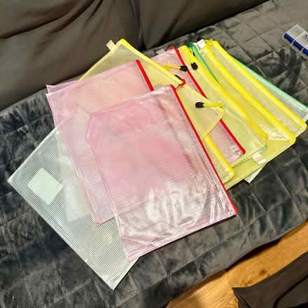 Photo of free A4 Plastic Zipped Folders (Chipping Norton OX7) #1