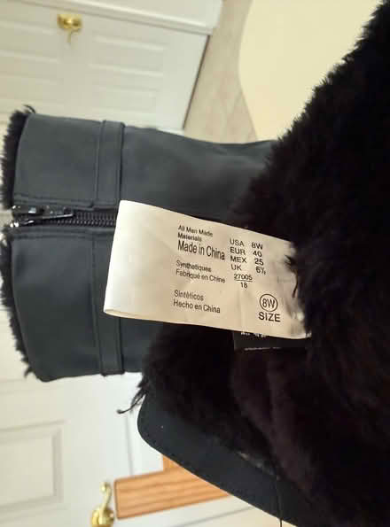 Photo of free Winter snow boots 8W (Asbury Park- Ocean Township) #3