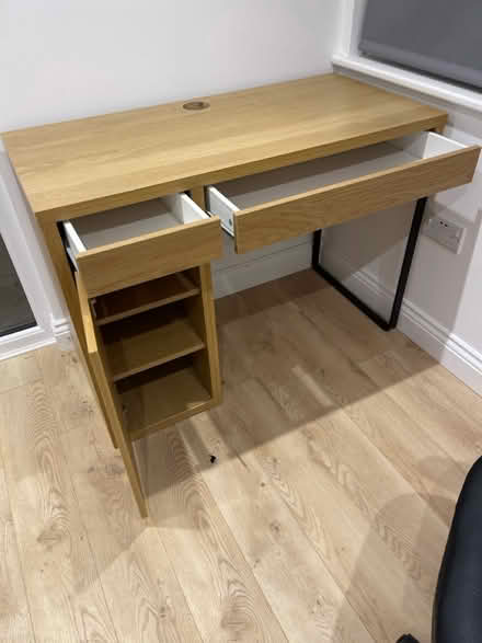 Photo of free Kid’s desk (Mill Hill NW7) #1