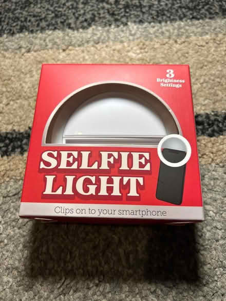 Photo of free Portable Selfie Light (Jennetts park RG12) #1