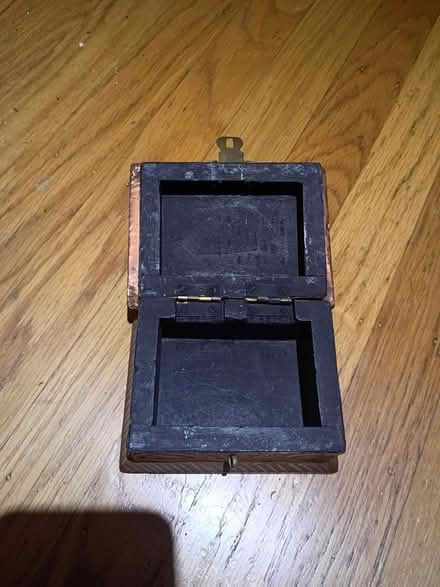 Photo of free Jewelery Box (Birdland) #2