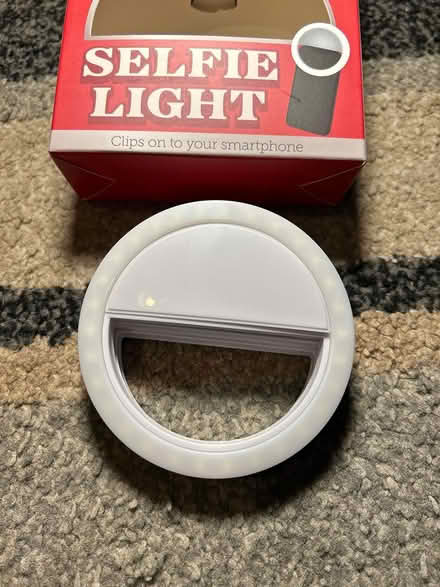 Photo of free Portable Selfie Light (Jennetts park RG12) #3