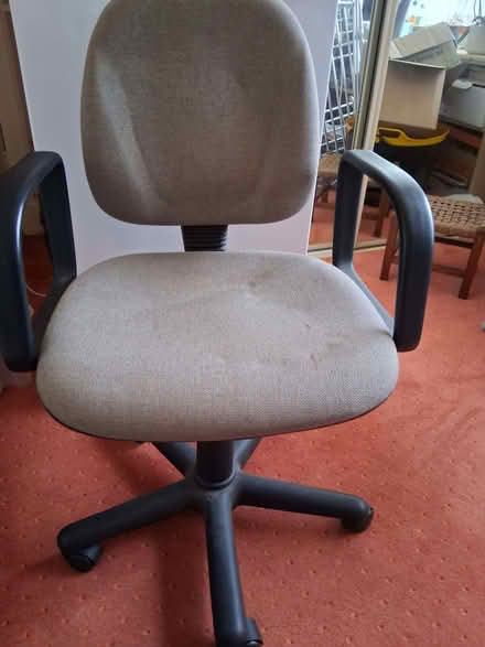 Photo of free Office style chair (Craigmount EH12) #1