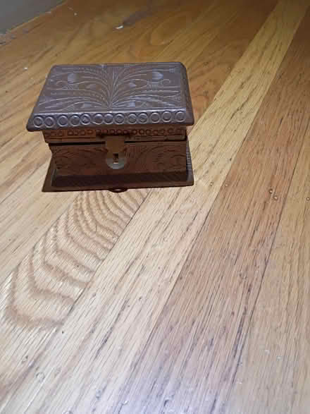 Photo of free Jewelery Box (Birdland) #1
