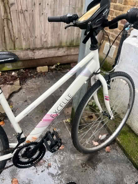 Photo of free Bike (SW17) #2