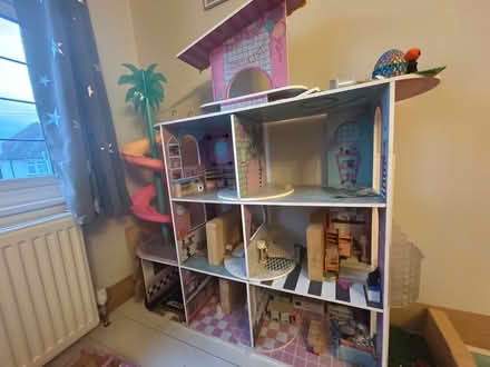 Photo of free LOL dolls house (CT52JG) #1