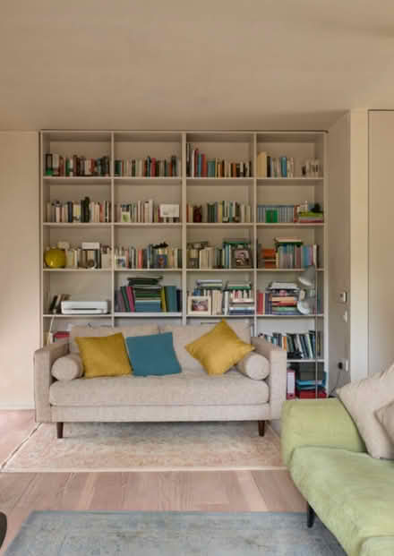 Photo of free Book shelves (Clissold N16) #1