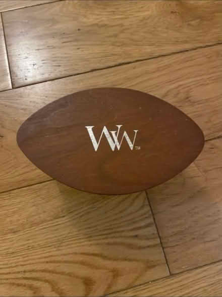 Photo of free Nice shaped candle jar with lid (Cheshunt En8) #2