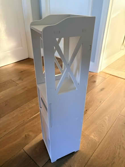 Photo of free Standing bathroom cabinet (Little Chalfont HP6) #2