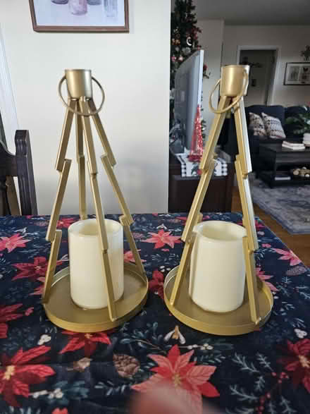 Photo of free Christmas decoration & Candles (South San Francisco) #1
