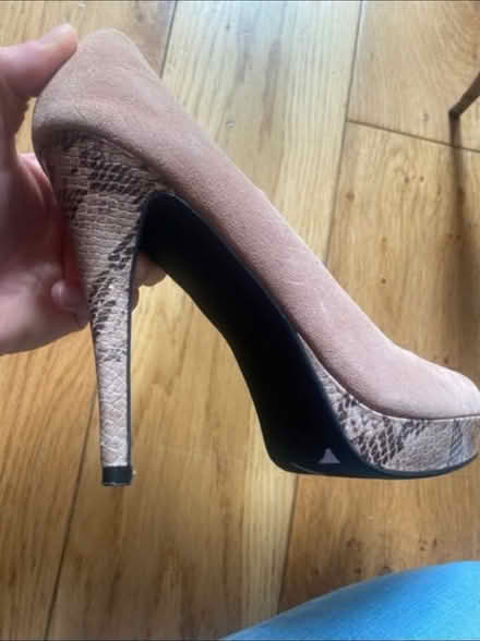 Photo of free High Heels Shoes x 2 (Cheshunt En8) #3
