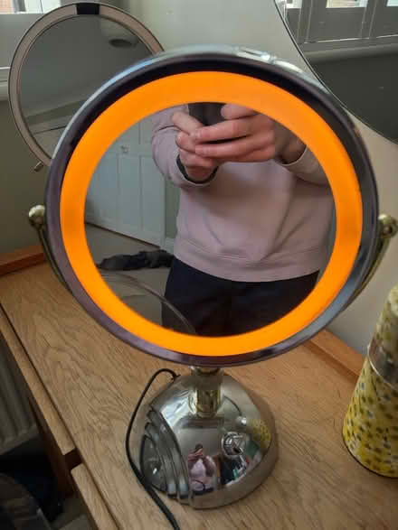 Photo of free Revlon Make-up mirror (ME14 5ST) #1