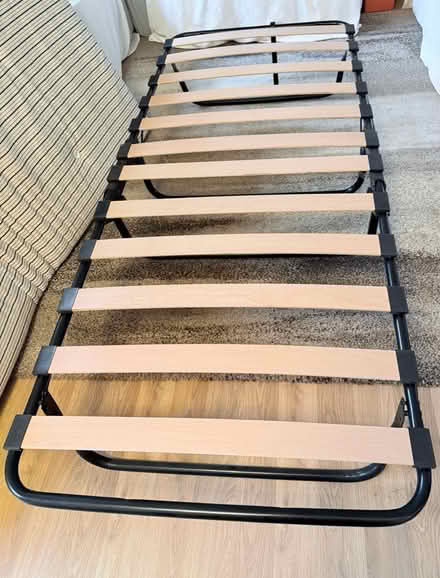 Photo of free fold away occasional single bed (Collier row romford. RM5) #4