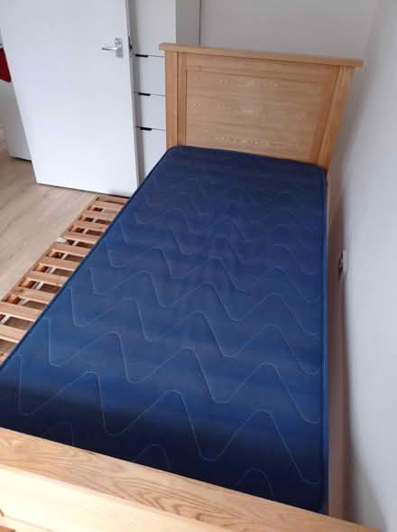 Photo of free Single Bed with trundle & Mattress (NW3 Belsize Park) #4