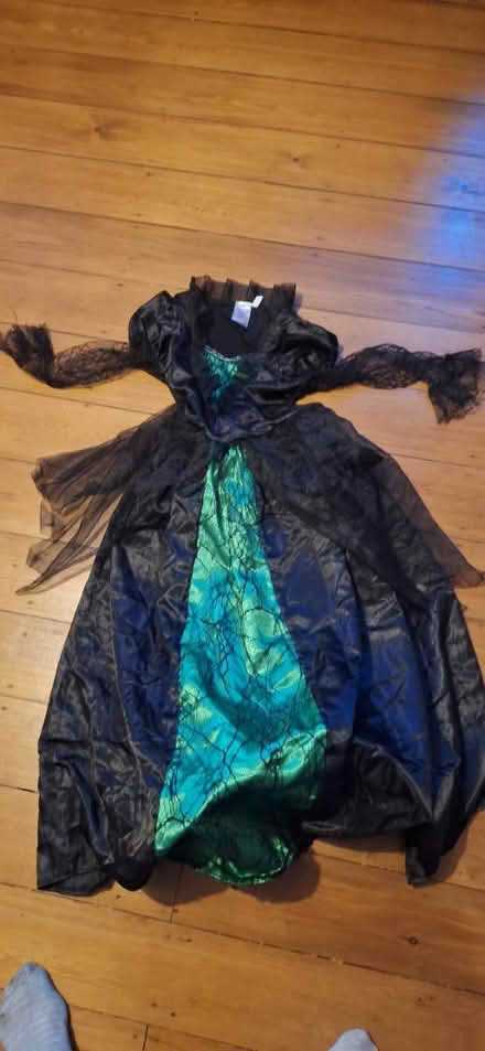 Photo of free dressing up costumes (Berkhamsted HP4) #4