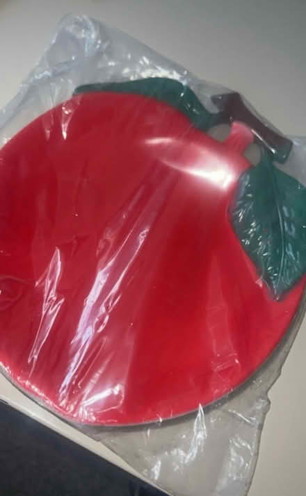 Photo of free Plate (apple shape) (Waltham cross EN8) #1