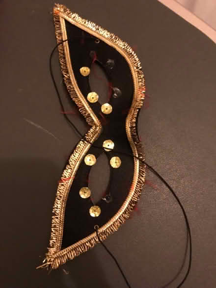 Photo of free Mask (N19 archway) #1