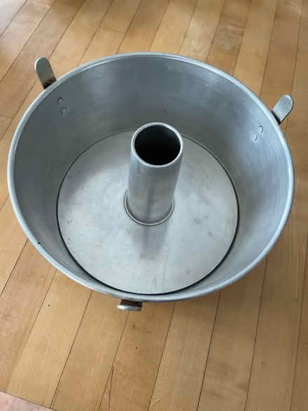 Photo of free Baking pans (Bronxville, NY 10708) #1