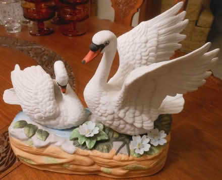 Photo of free Musical Bisque Swan Figurine (Loyal Heights) #1