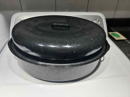 Photo of free Large Black Roasting Pan (Alta Vista area) #1