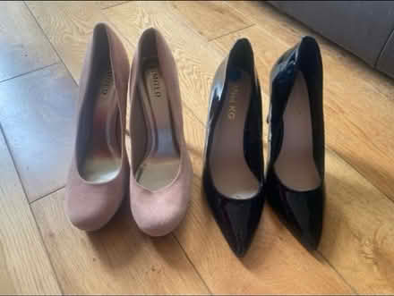 Photo of free High Heels Shoes x 2 (Cheshunt En8) #1