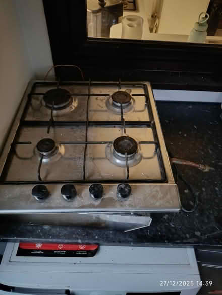 Photo of free Electric oven gas hob& extractor (WV4 parkfields) #3