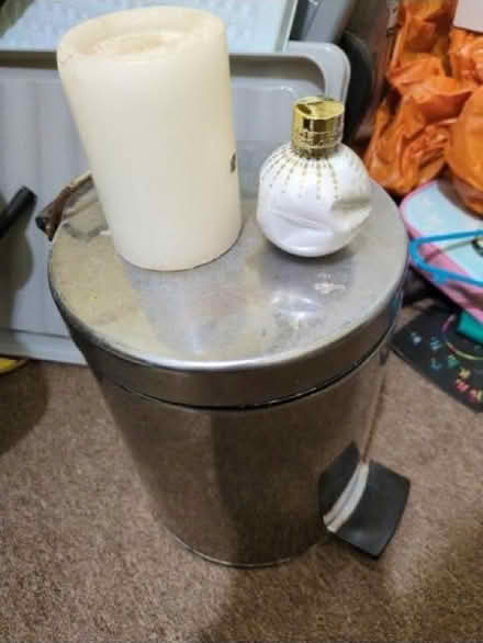 Photo of free Bathroom bits (Kempston MK42) #1