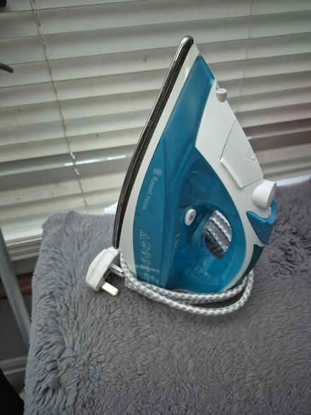 Photo of free Kettle and Iron (thornton heath) #1