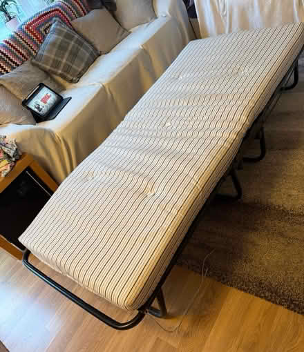 Photo of free fold away occasional single bed (Collier row romford. RM5) #2