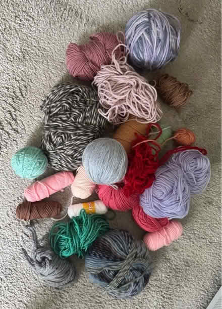 Photo of free Bag of yarn (Ware SG12) #1