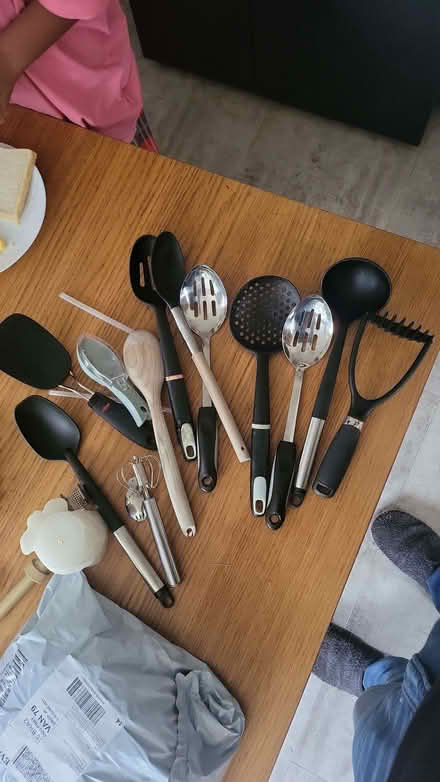 Photo of free Used kitchen utensils (Moor Allerton LS17) #1