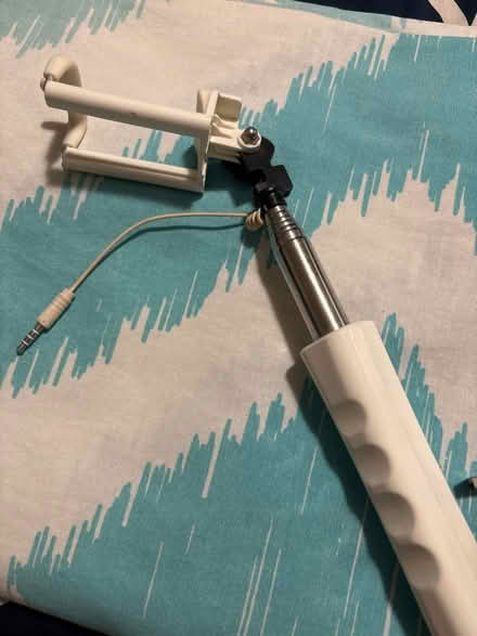 Photo of free Selfie stick (Churchill Meadows) #1